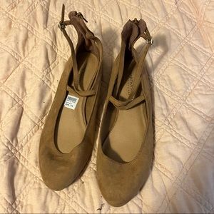 Christian Siriano Gladiator Sandals Beige Size 11